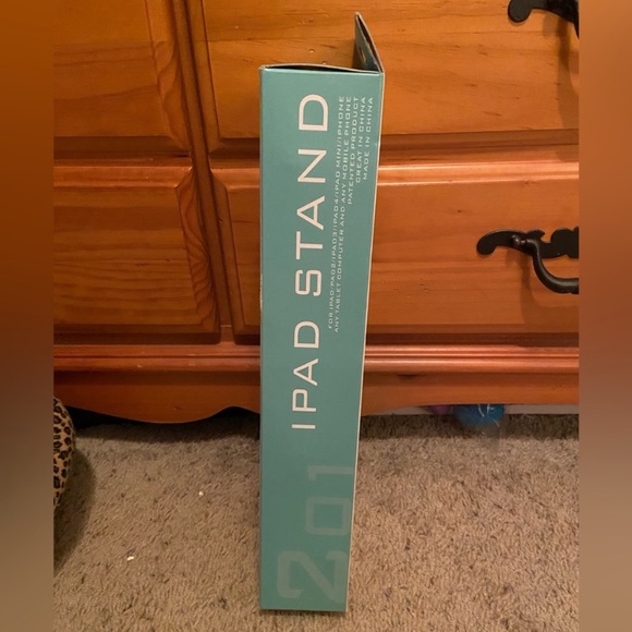 NIB 201 IPAD FOLDING STAND - Picture 6 of 11